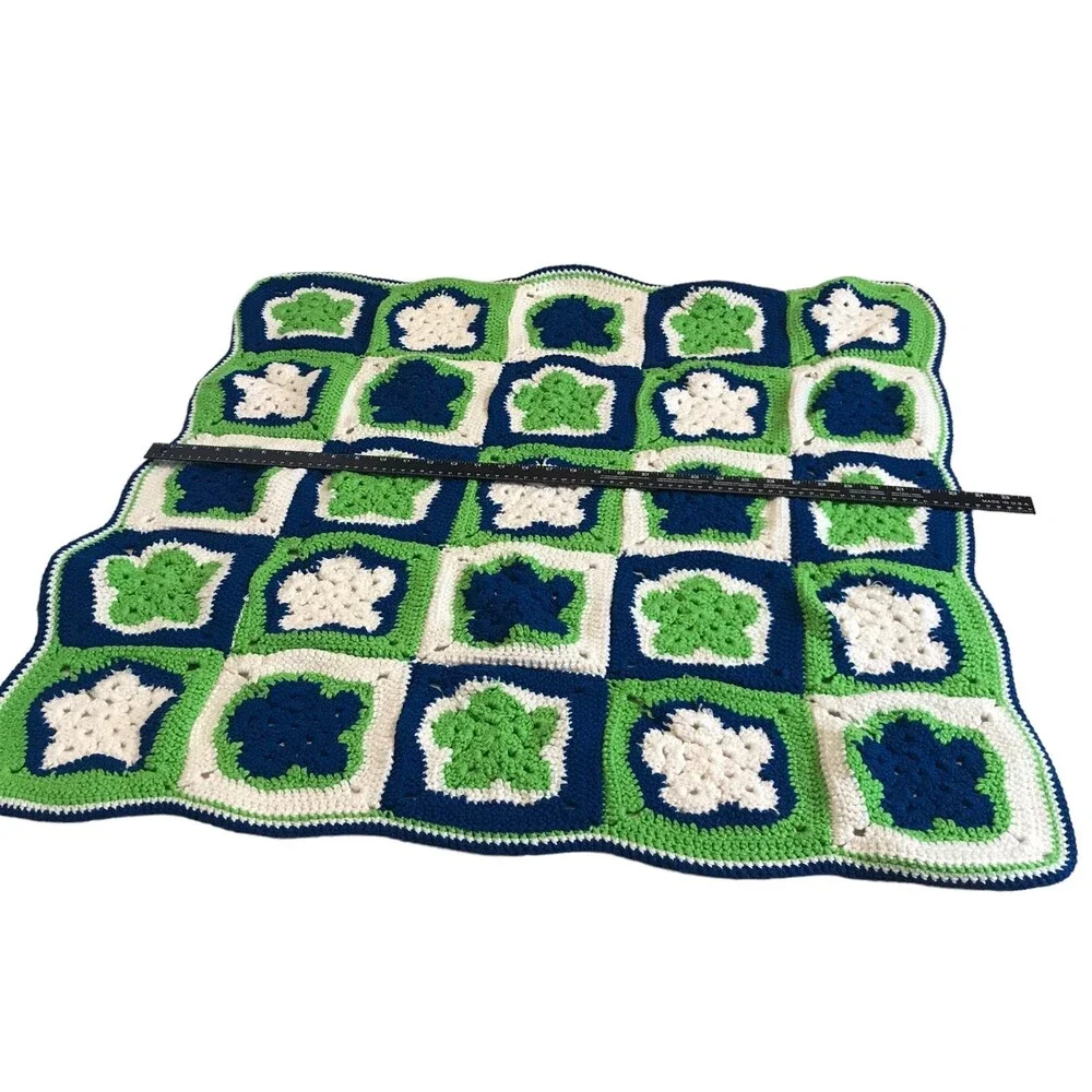 Vintage crochet ‎ baby blanket
